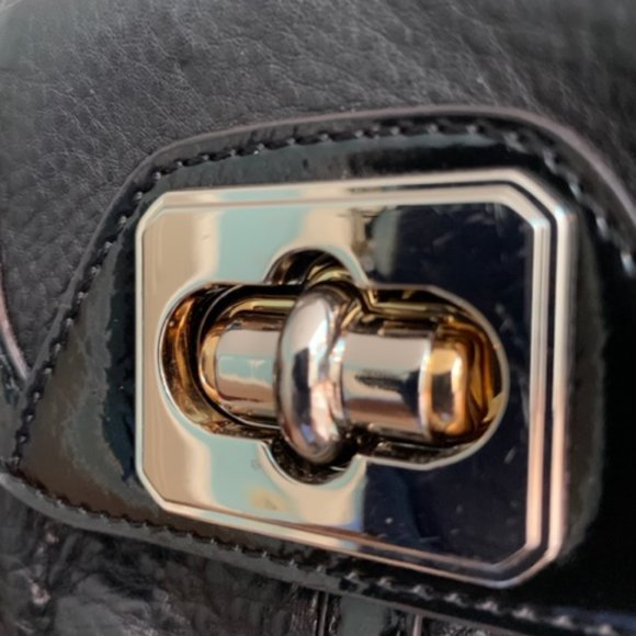 A Makowsky purse--black leather, large and rectangular - Picture 4 of 6